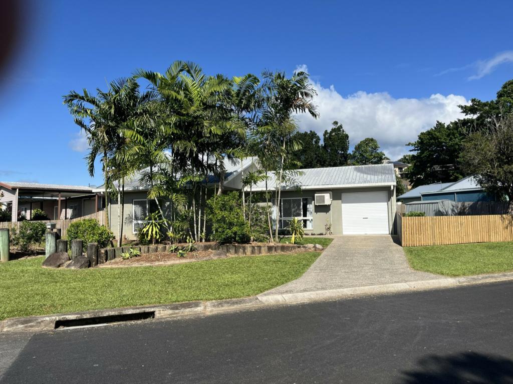 1 ALLINGA CL, BENTLEY PARK, QLD 4869