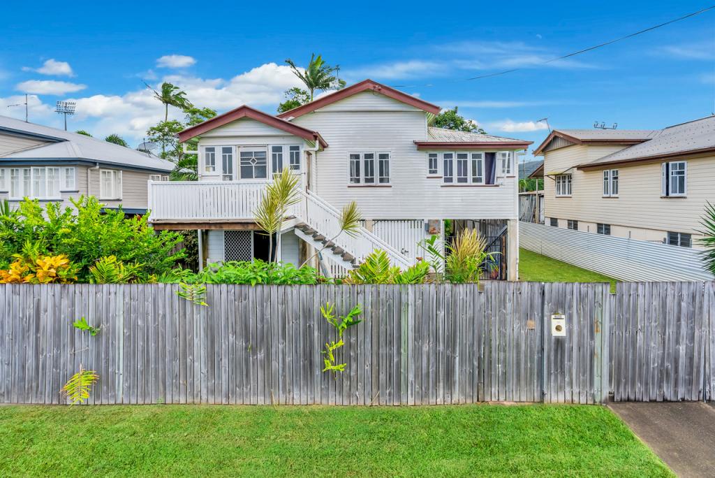 23 Rose St, Westcourt, QLD 4870