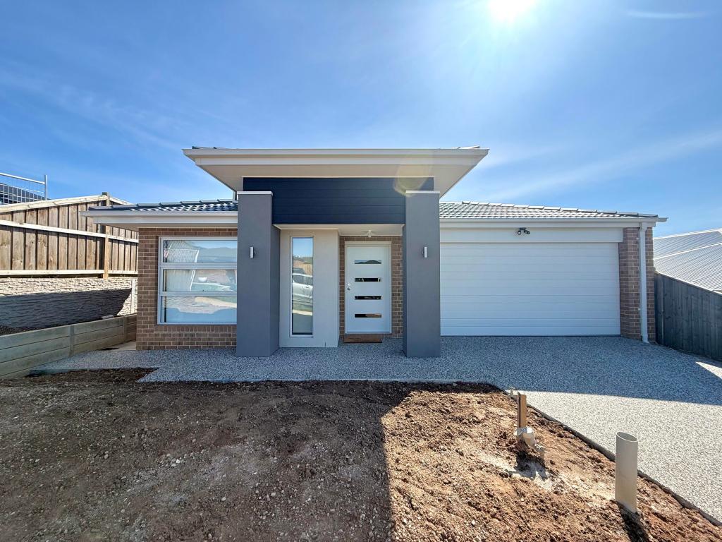 5 Savoy St, Warragul, VIC 3820