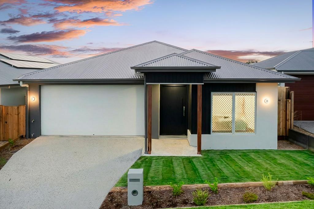 3 Alpine St, Chambers Flat, QLD 4133