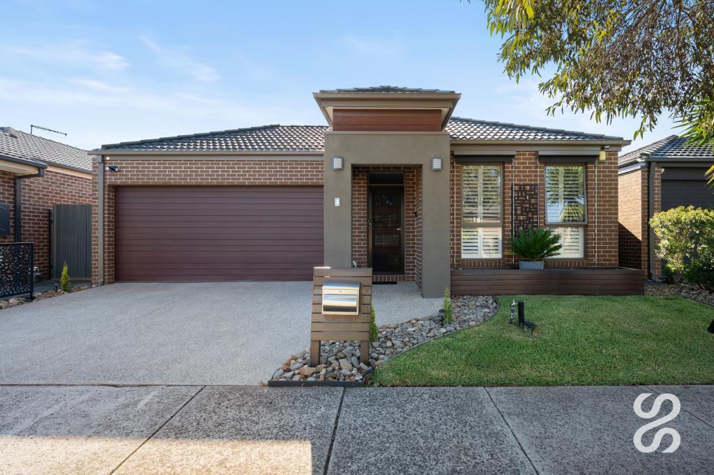 4 LOCKHART ST, MERNDA, VIC 3754