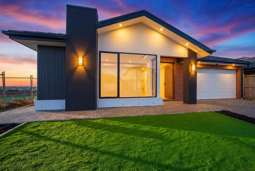 26 Akron St, Manor Lakes, VIC 3024