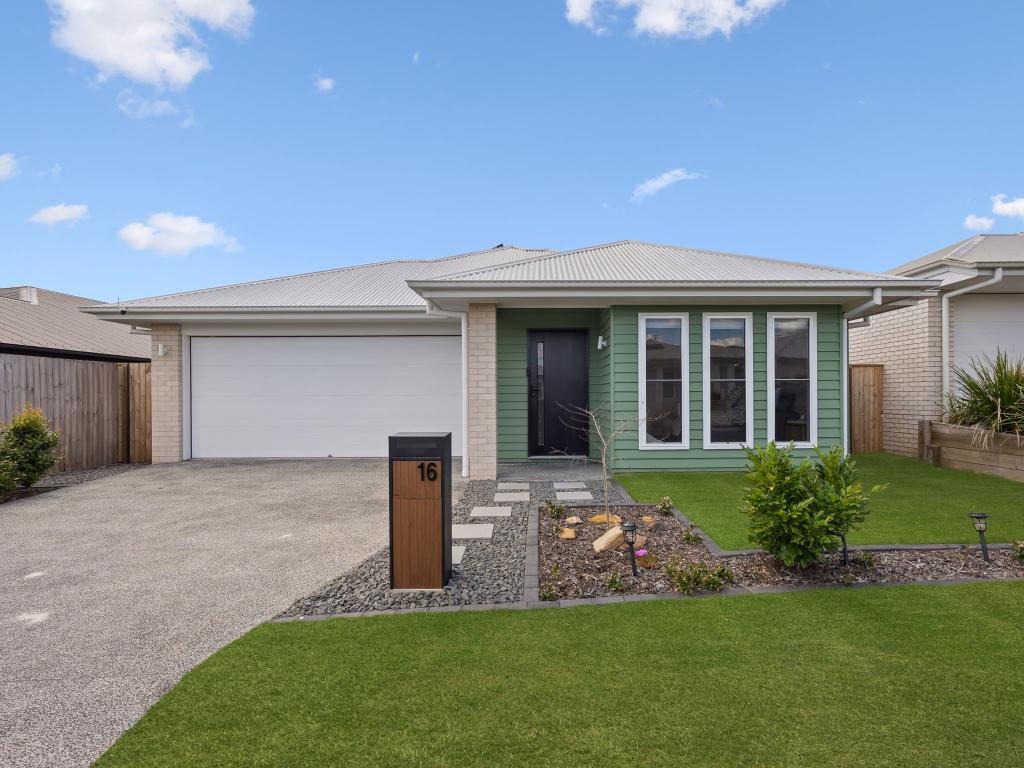 16 Bluff St, Ripley, QLD 4306