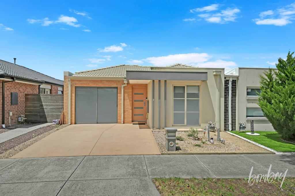 9 Gossamer Way, Mickleham, VIC 3064