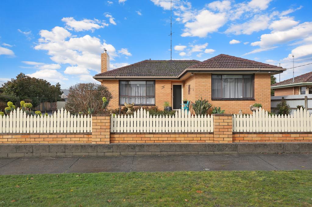 72 CAMPBELL ST, COLAC, VIC 3250