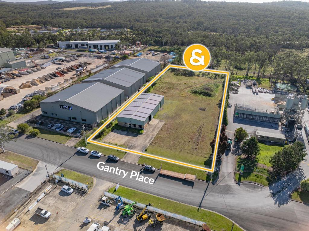 10 GANTRY PL, BRAEMAR, NSW 2575