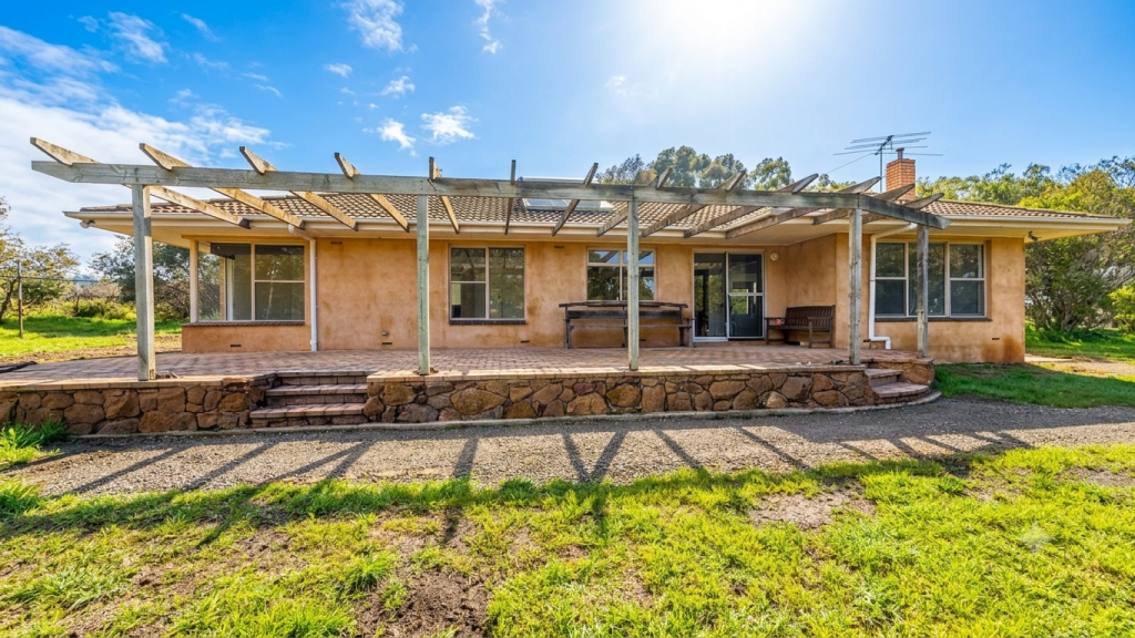 31 Douglas Gully Rd, Mclaren Flat, SA 5171