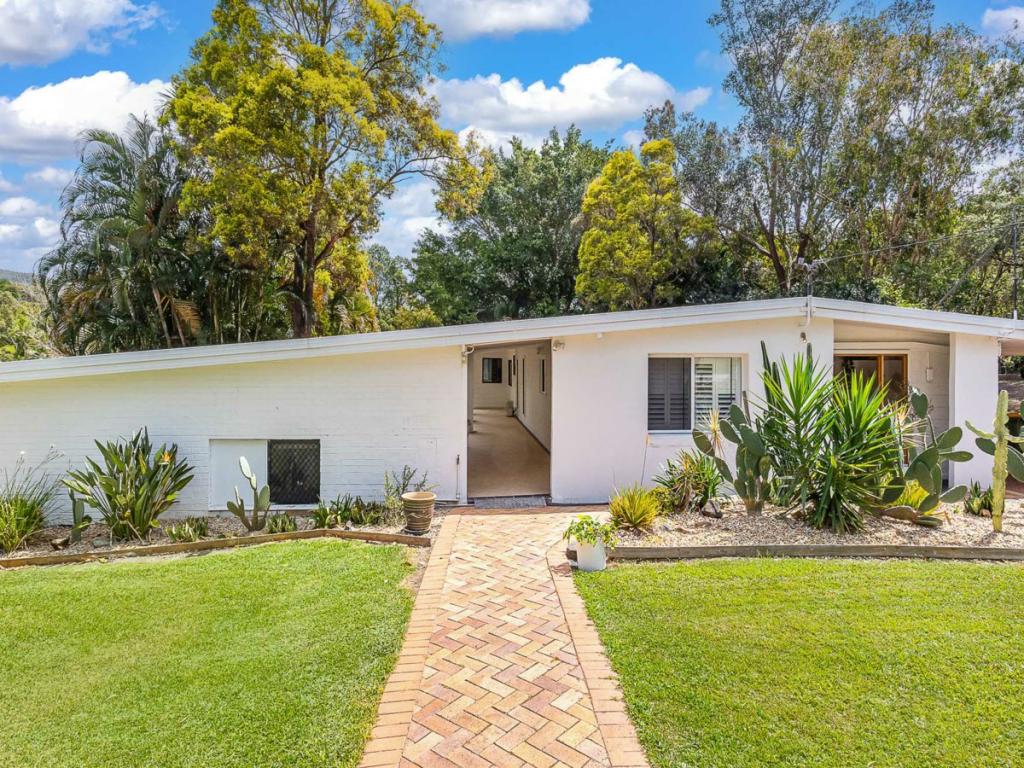 1/2 TULLOCH CRES, MUDGEERABA, QLD 4213