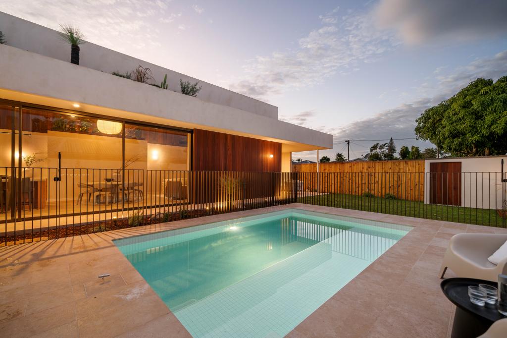 48 Denawen St, Palm Beach, QLD 4221
