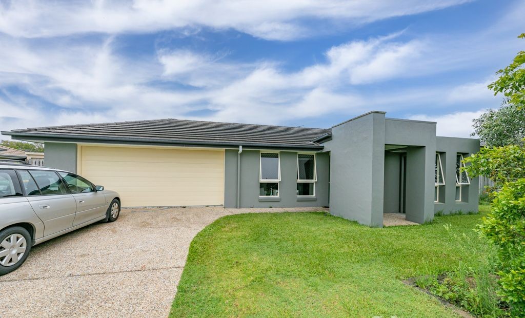 17 Eucalyptus St, Ningi, QLD 4511