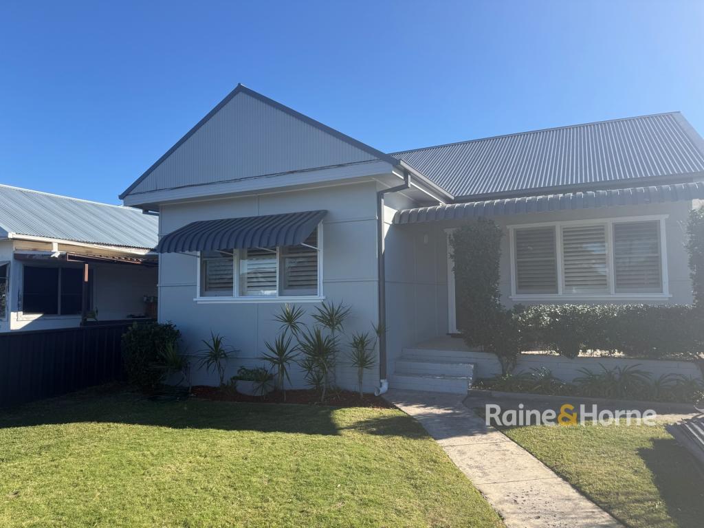 251 Trafalgar Ave, Umina Beach, NSW 2257