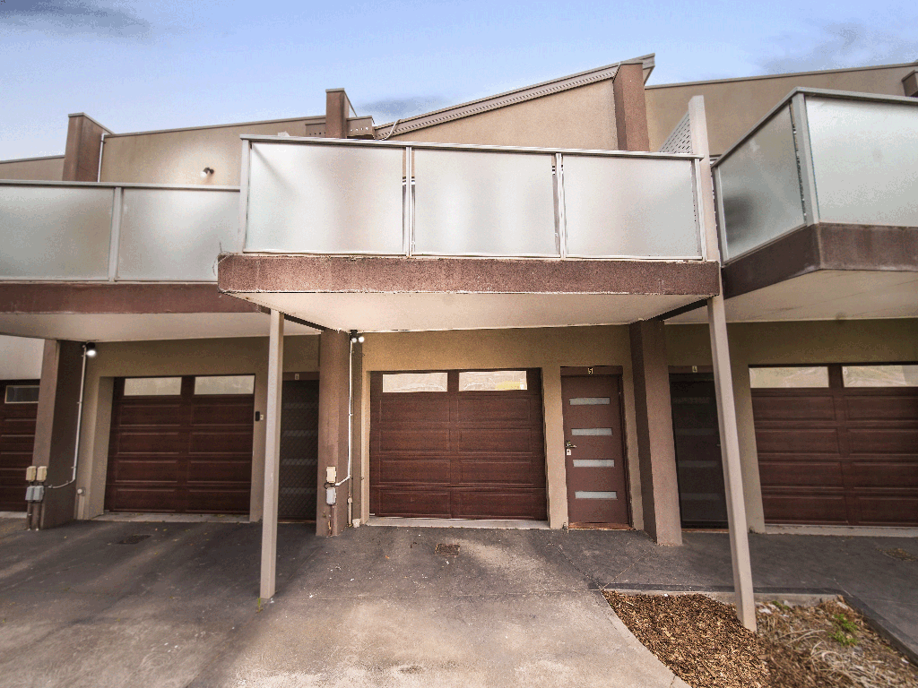 5/106-109 LIGHTWOOD RD, NOBLE PARK, VIC 3174