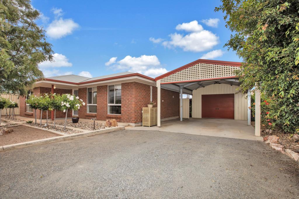 4 BURNETT ST, TUMBY BAY, SA 5605