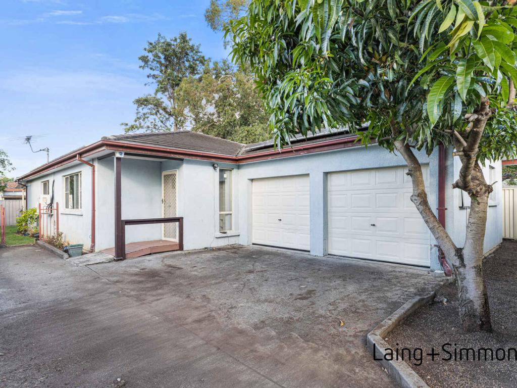 9a Broxbourne St, Westmead, NSW 2145