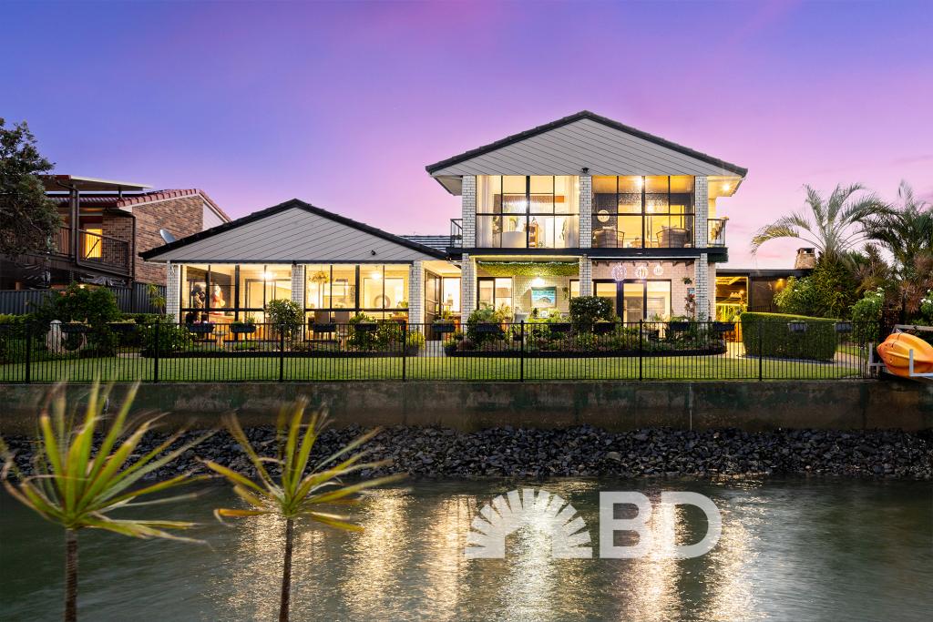 13 Magdalena Ct, Banksia Beach, QLD 4507