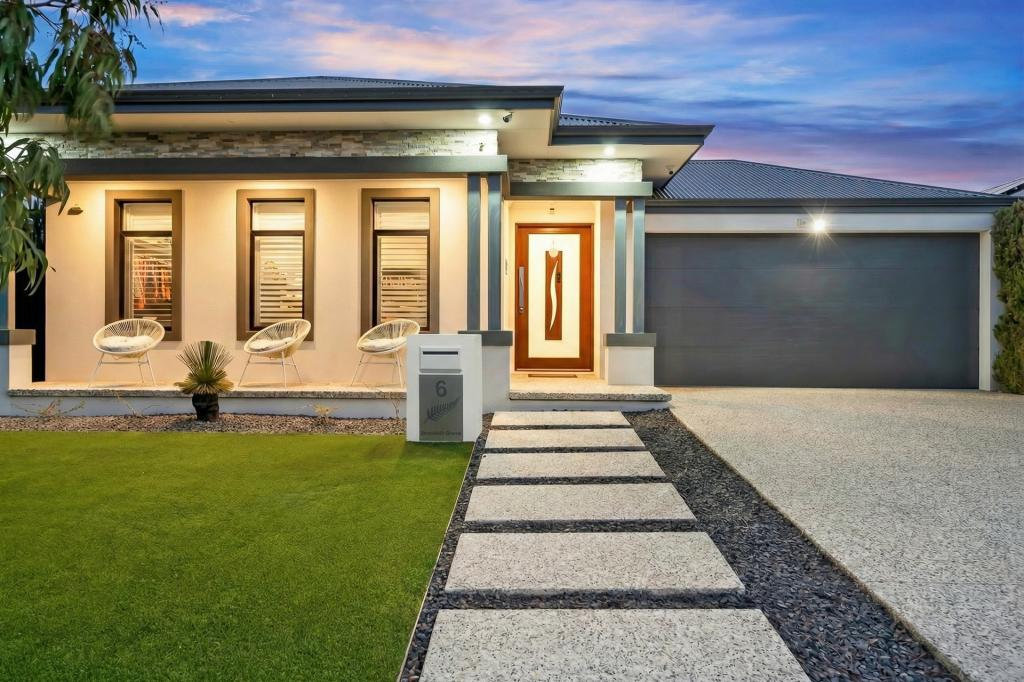 6 Brookhill Gr, Bushmead, WA 6055