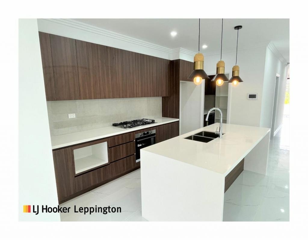 18 Coleman Loop, Catherine Field, NSW 2557