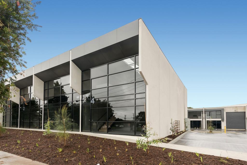 4/17 KYLIE PL, CHELTENHAM, VIC 3192
