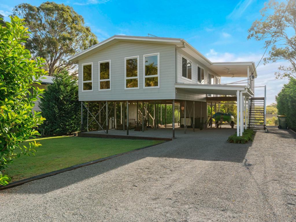 9 Folwell St, Russell Island, QLD 4184