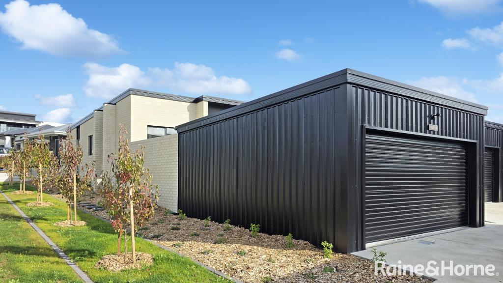8/29 Kythera St, Googong, NSW 2620