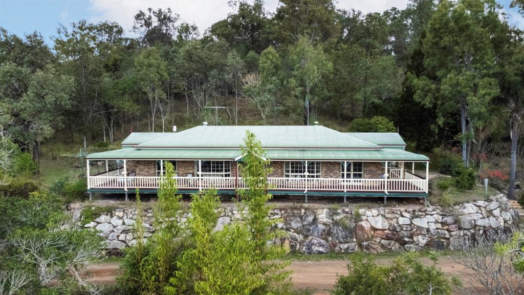 892 Pine Mountain Rd, Pine Mountain, QLD 4306