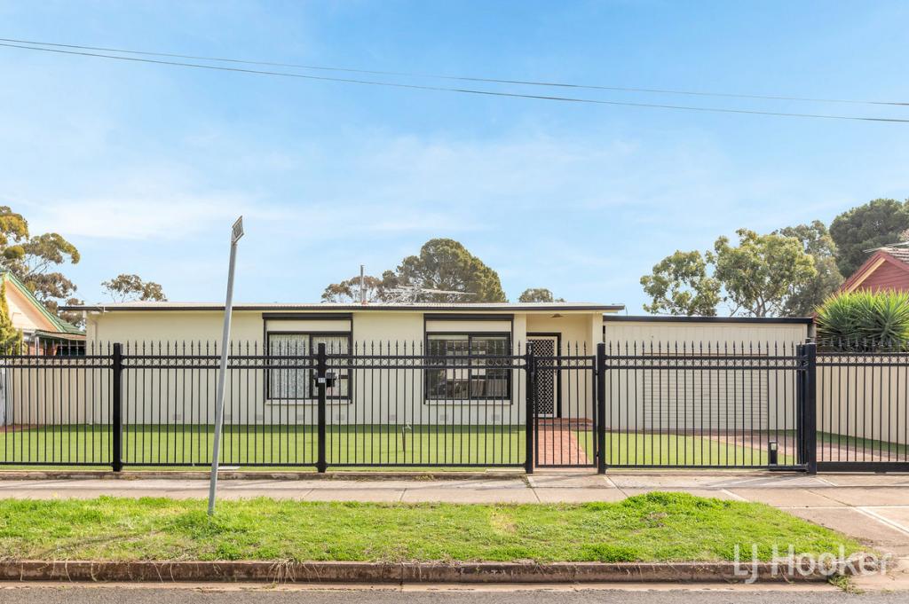 17 Stapleton St, Davoren Park, SA 5113