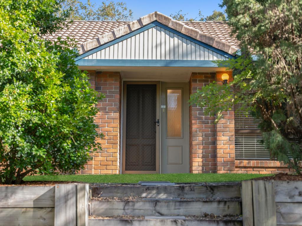 2 Ironwood Ct, Arana Hills, QLD 4054