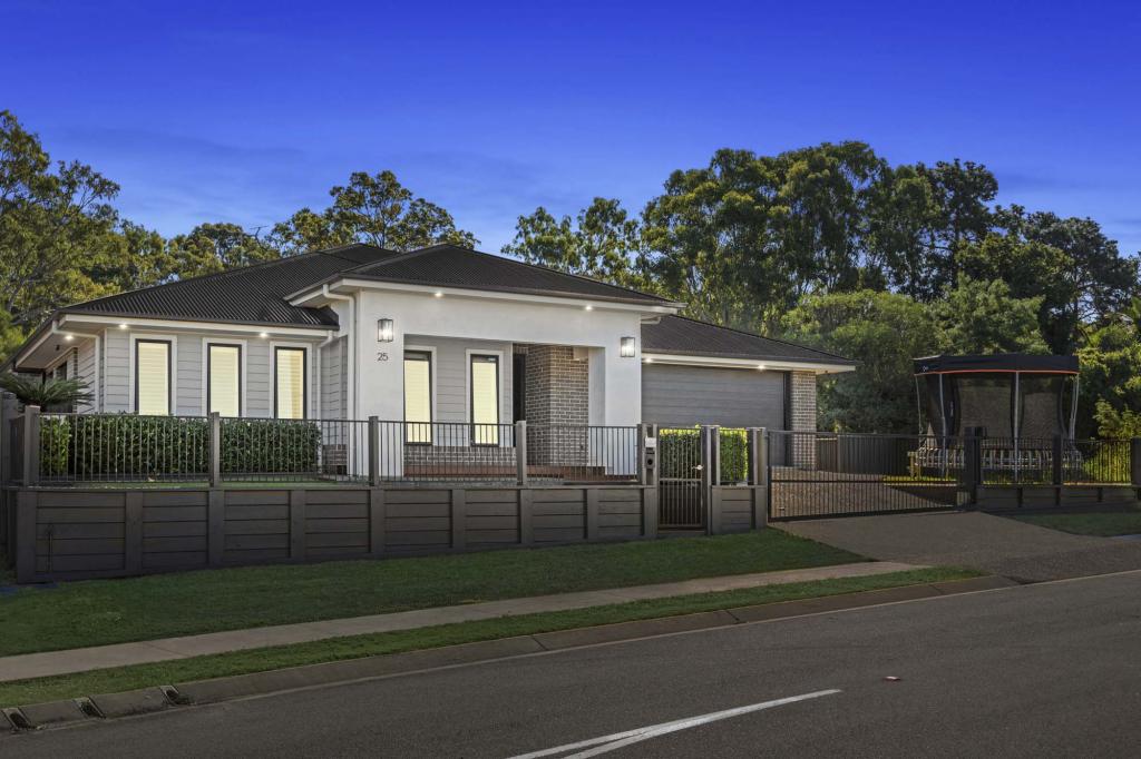 25 Riva Dr, Joyner, QLD 4500