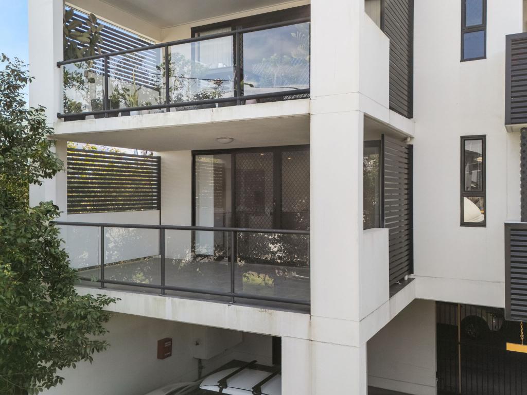 1/20 FLAVELLE ST, CARINA, QLD 4152