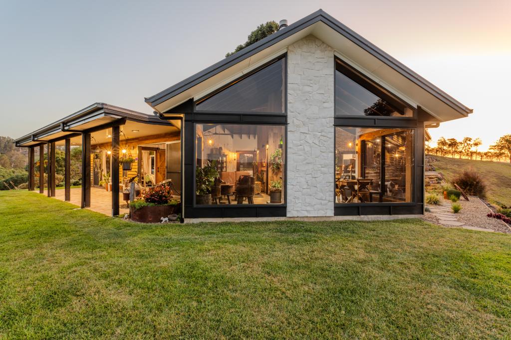 52 Kenman Rd, Traveston, QLD 4570
