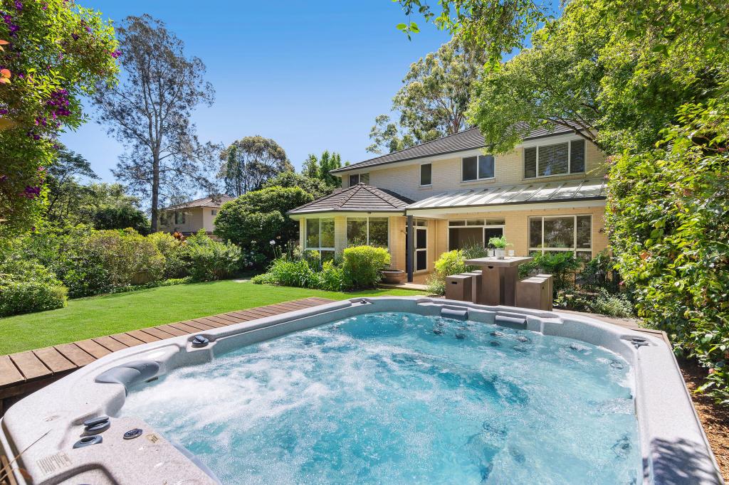 4 WARNER AVE, SOUTH TURRAMURRA, NSW 2074