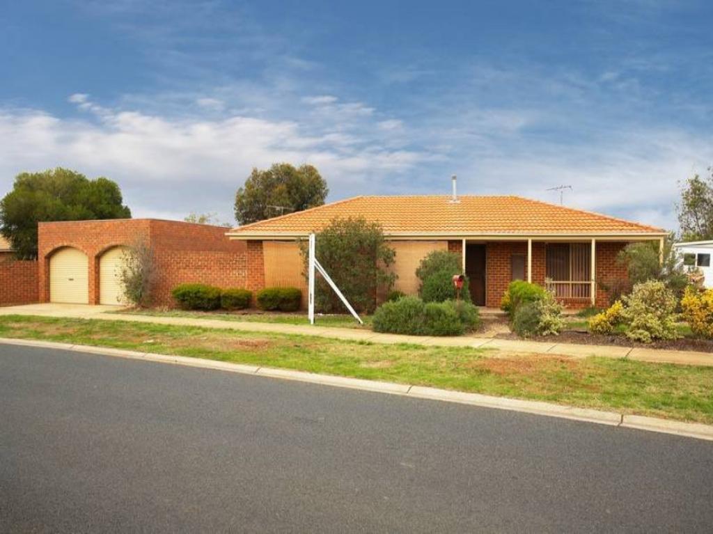5 Mowbray Cres, Kurunjang, VIC 3337