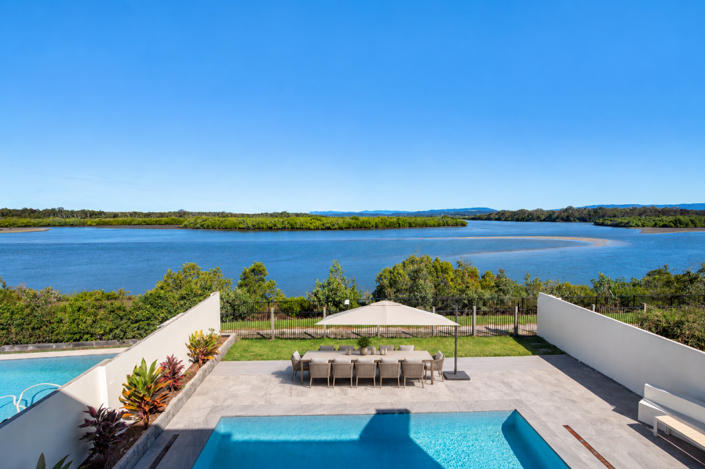 21 Lake Serenity Bvd, Helensvale, QLD 4212