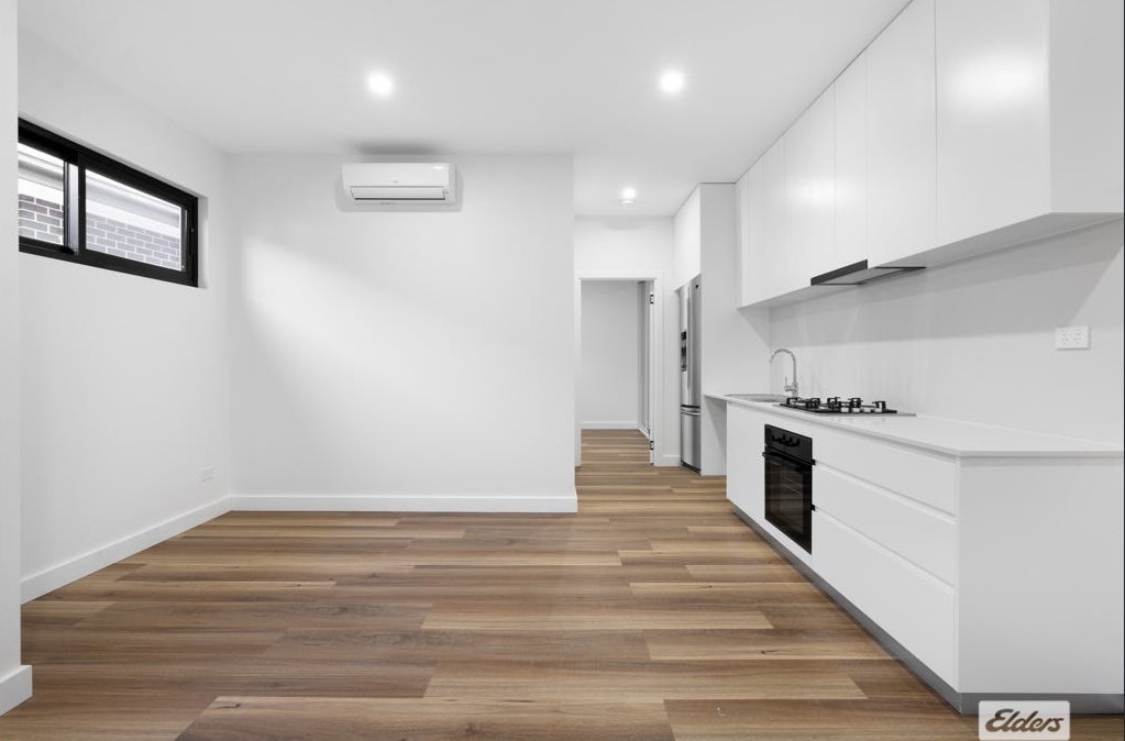 29a Bayhorse Ave, Carnes Hill, NSW 2171