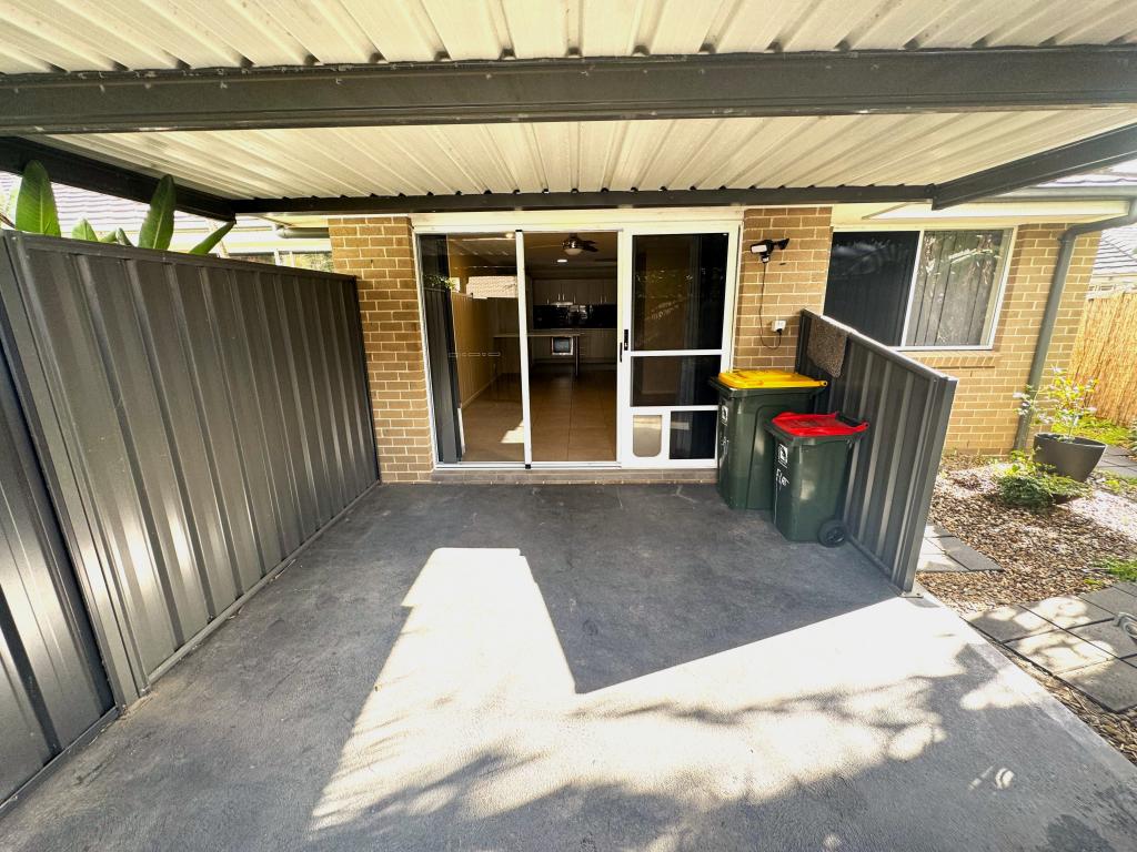 27a Franklin Gr, Oran Park, NSW 2570