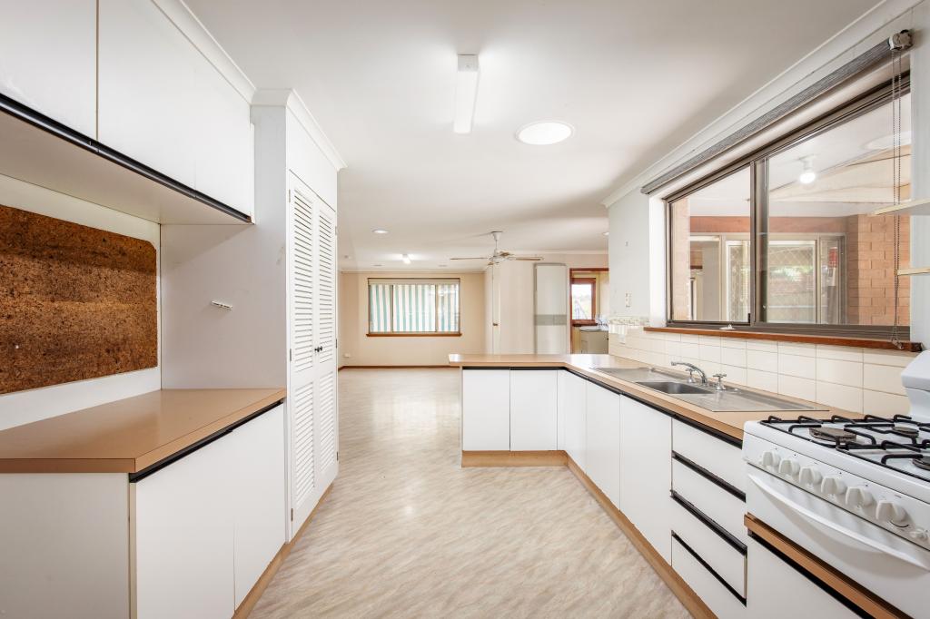 17 Buronga Dr, Springdale Heights, NSW 2641