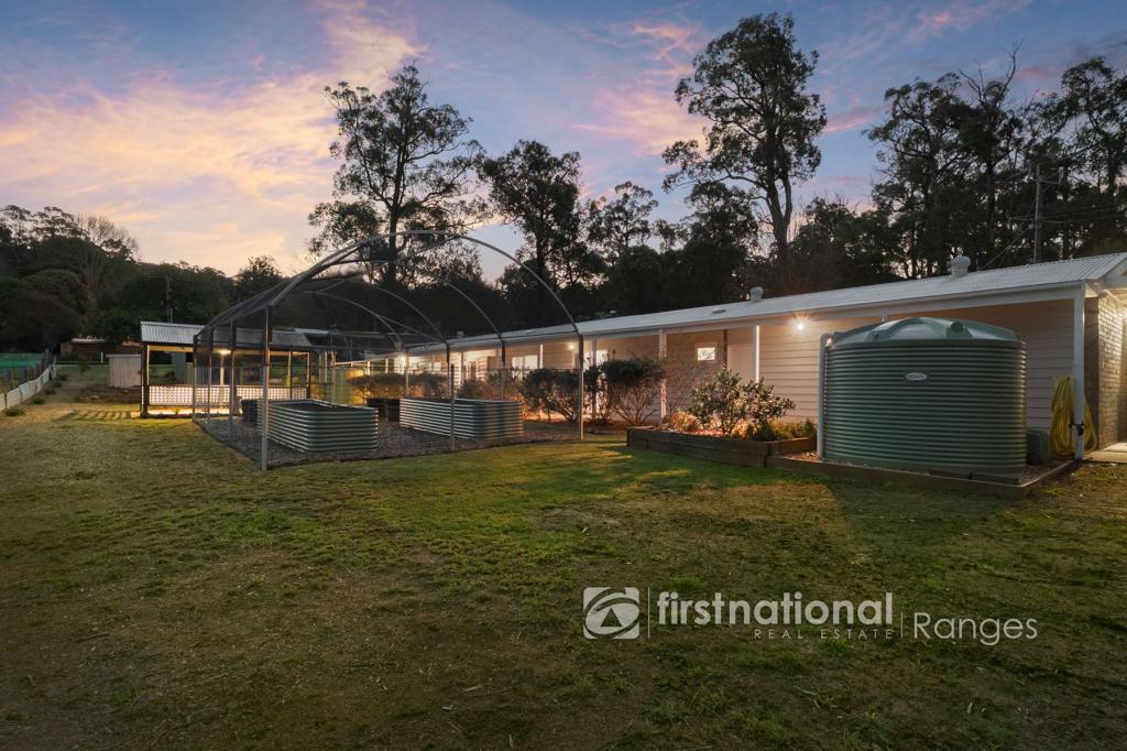 31 BAILEY RD, COCKATOO, VIC 3781