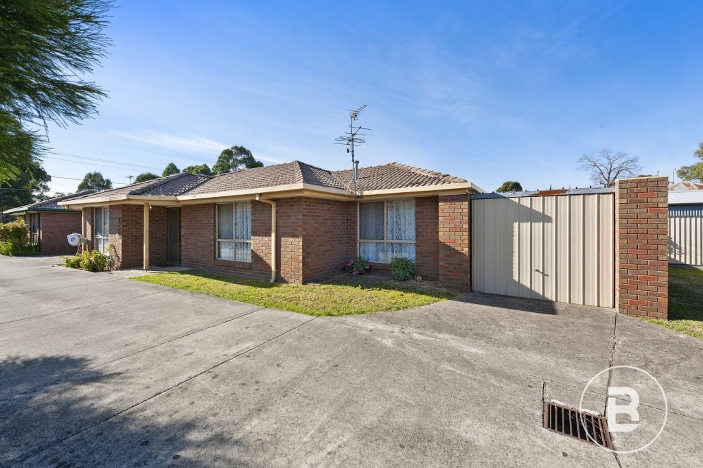 2/10 Charlotte St, Sebastopol, VIC 3356