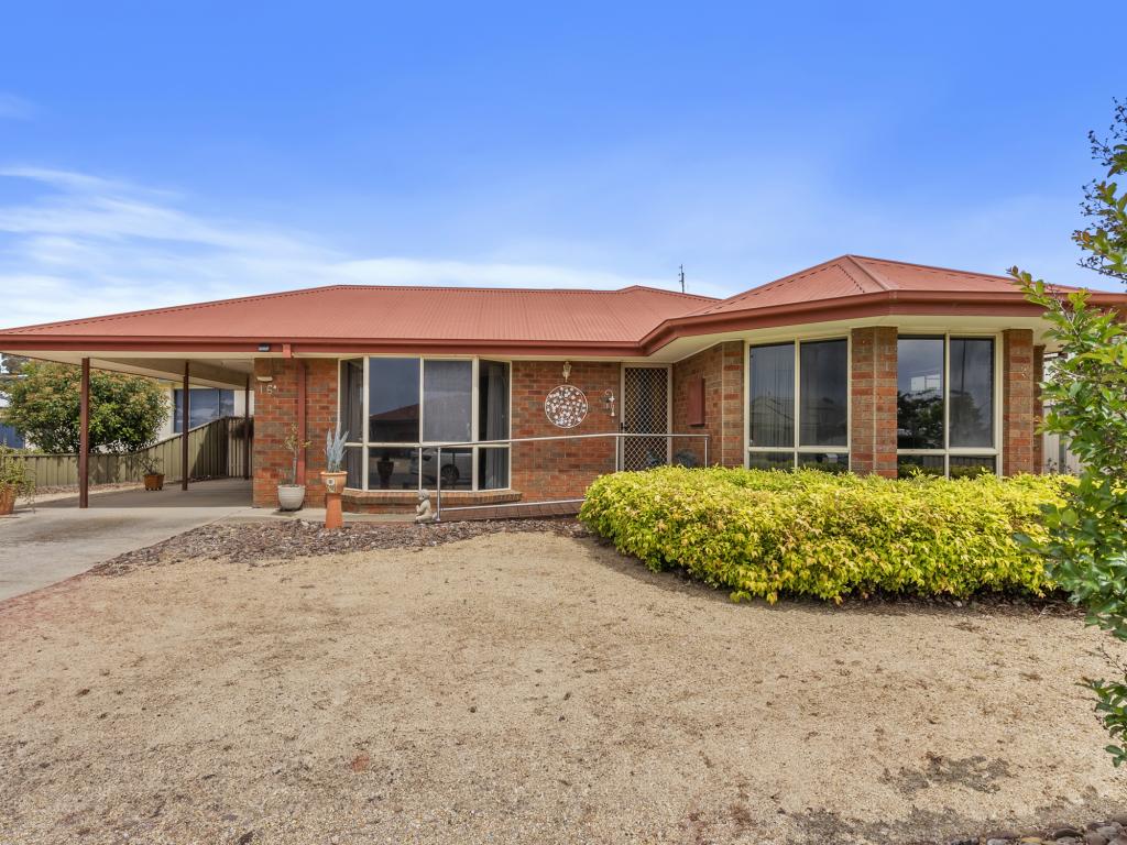 16a Ingo Renner Dr, Tocumwal, NSW 2714