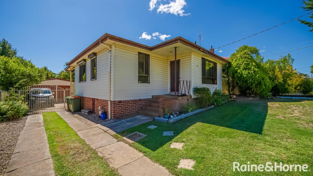 42 Jubilee Ave, Orange, NSW 2800
