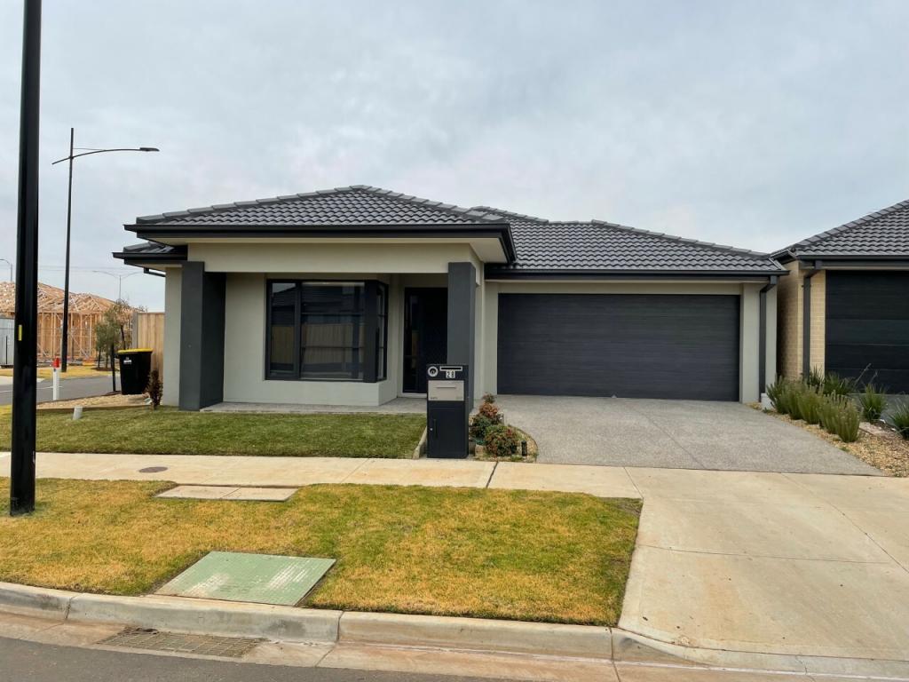 28 Chromite Cct, Weir Views, VIC 3338