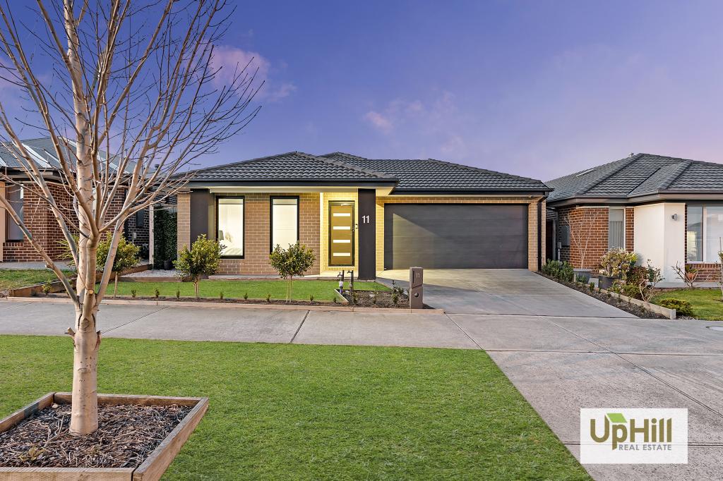 11 Moorgate Rd, Clyde North, VIC 3978