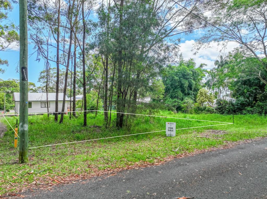 42 ANGORRA ST, RUSSELL ISLAND, QLD 4184