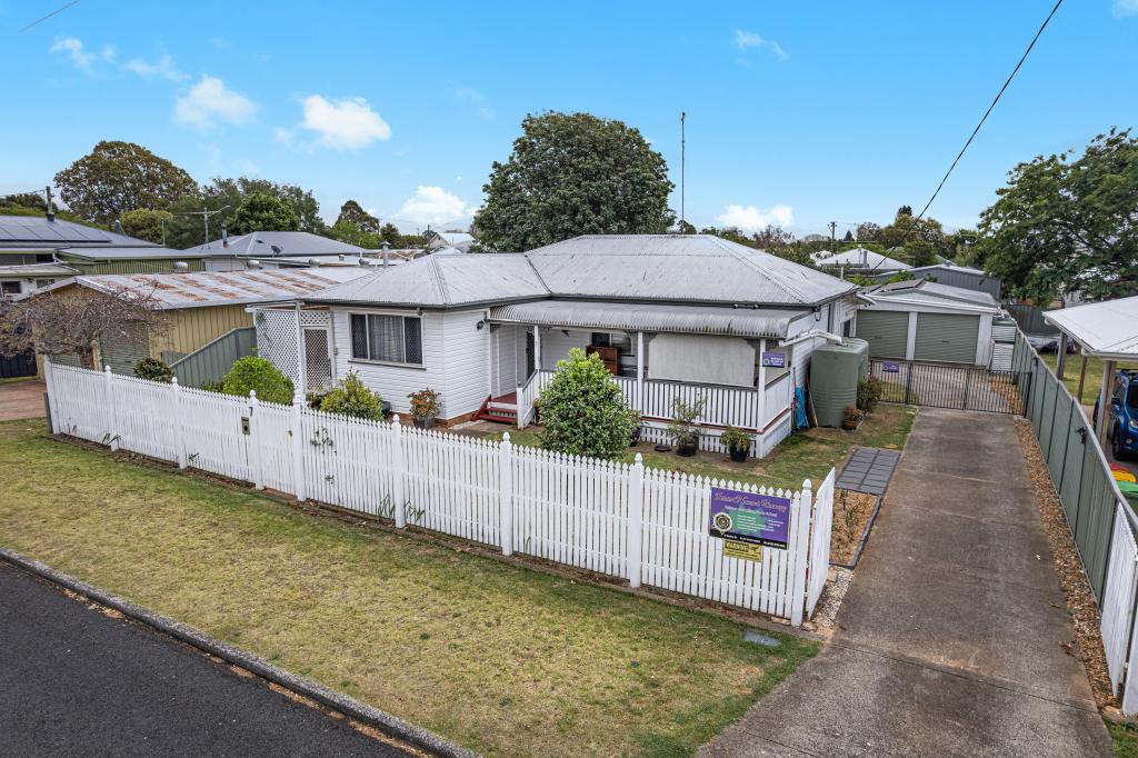 7 Stehn St, Harristown, QLD 4350