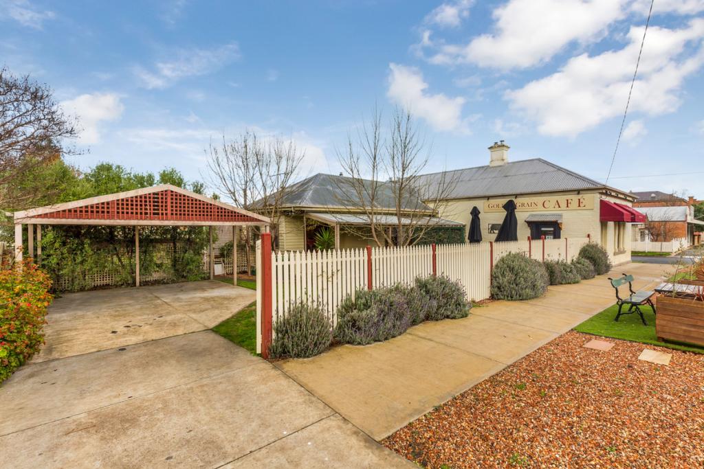 71 Broadway, Dunolly, VIC 3472