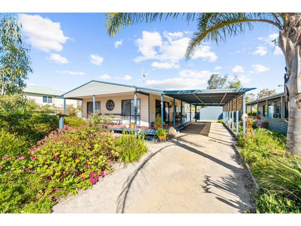 92 Sanctuary Rd, Loch Sport, VIC 3851