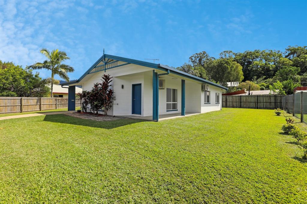 6 Cracknell Rd, White Rock, QLD 4868