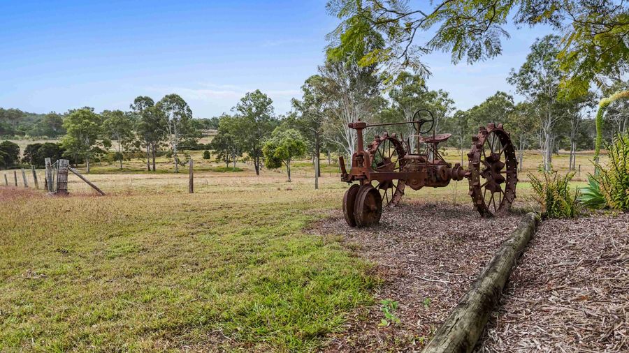 795 Mungar Rd, Grahams Creek, QLD 4650
