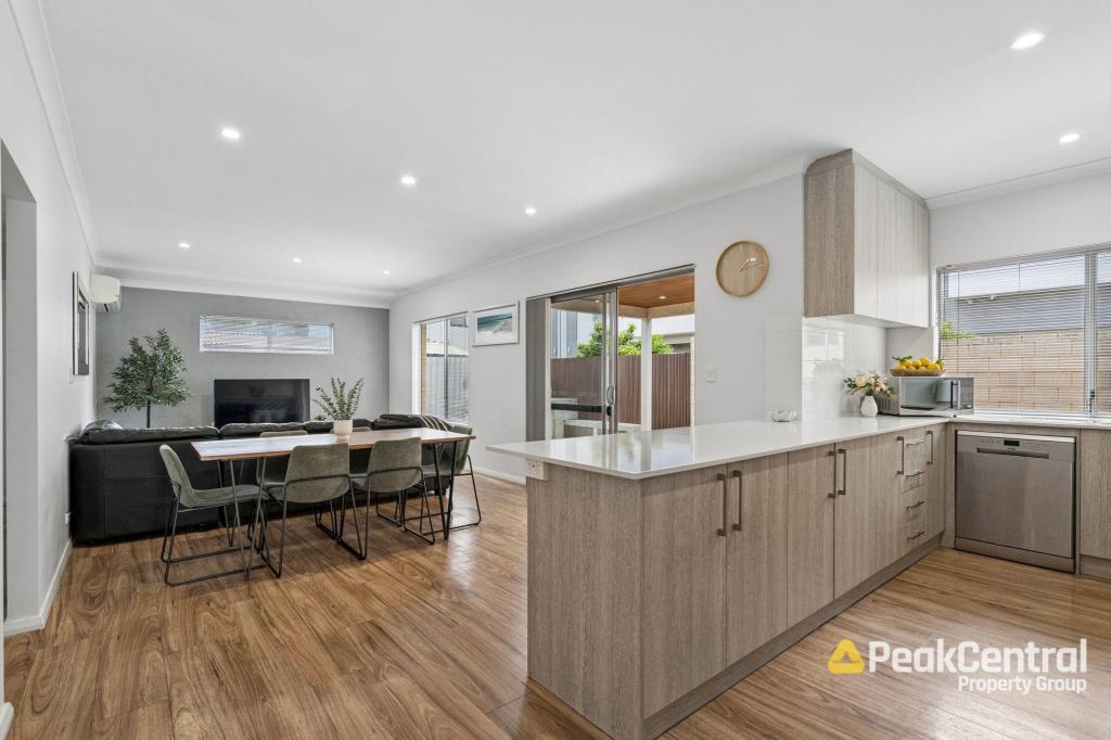 25 SCROOP WAY, SPEARWOOD, WA 6163