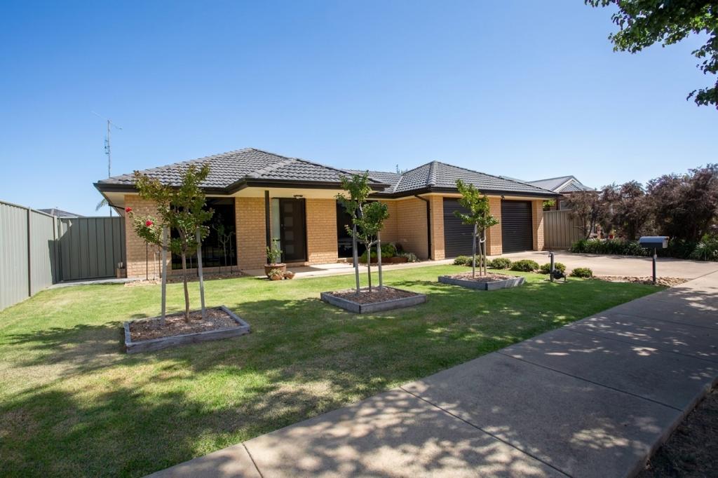 3 AMY PL, ECHUCA, VIC 3564